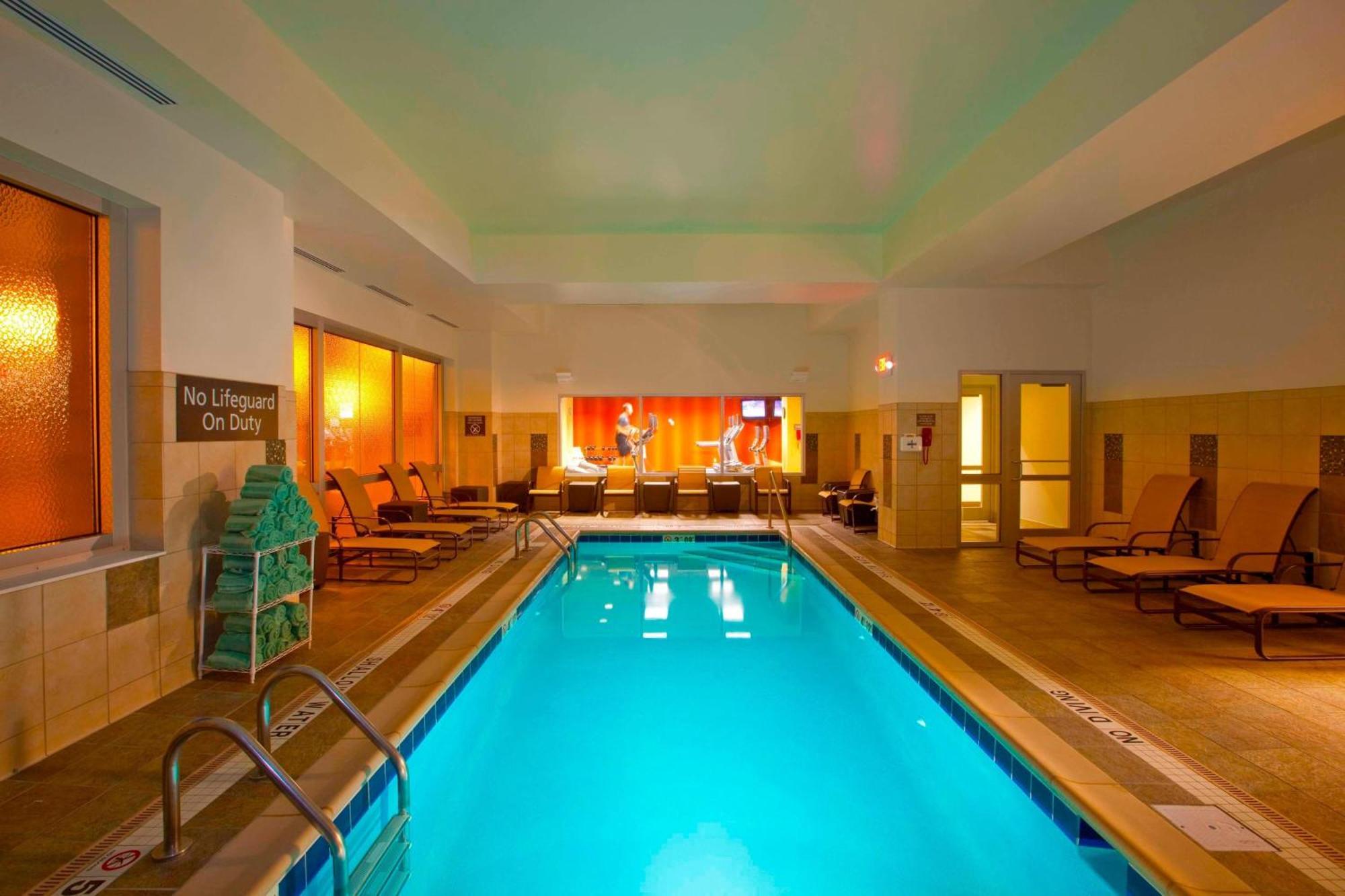 Residence Inn Pittsburgh North Shore Exterior photo