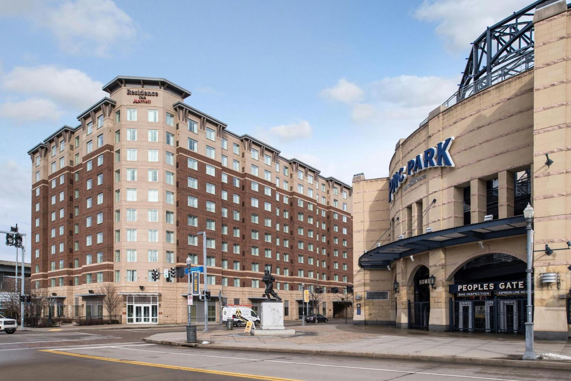 Residence Inn Pittsburgh North Shore Exterior photo